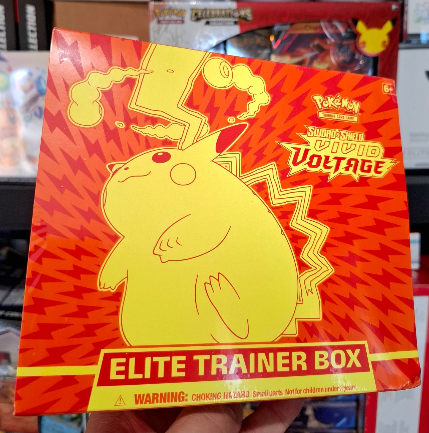 Vivid Voltage Elite Trainer Box (ETB)**